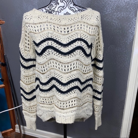 Chunky knit tan, black and metallic gold sweater. Retro striped. Long sleeve - Picture 3 of 12